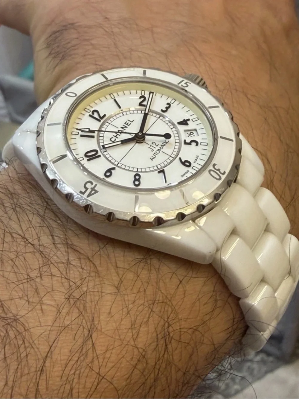 Chanel J12 38mm White Ceramic Automatic Men Unisex Watch H0970 Date Swiss Made